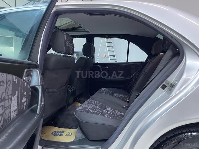 Mercedes E 240 1999, 194,498 km - 2.4 л - Sumqayıt