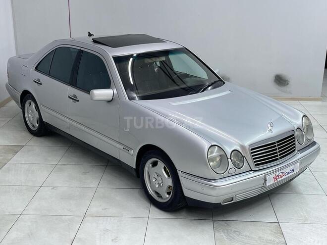 Mercedes E 240 1999, 194,498 km - 2.4 л - Sumqayıt