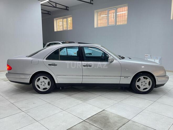 Mercedes E 240 1999, 194,498 km - 2.4 л - Sumqayıt