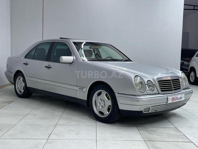 Mercedes E 240 1999, 194,498 km - 2.4 л - Sumqayıt