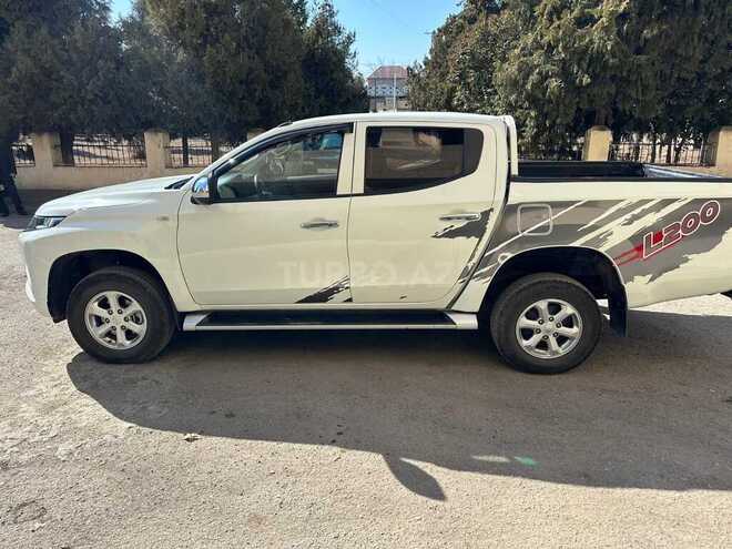 Mitsubishi L200 2021, 73,000 km - 2.4 л - Gəncə