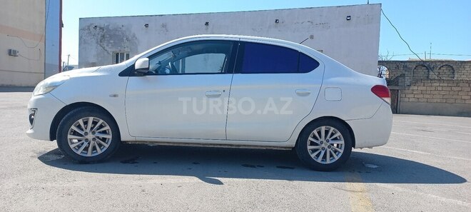 Mitsubishi Attrage 2014, 315,000 km - 1.2 л - Bakı