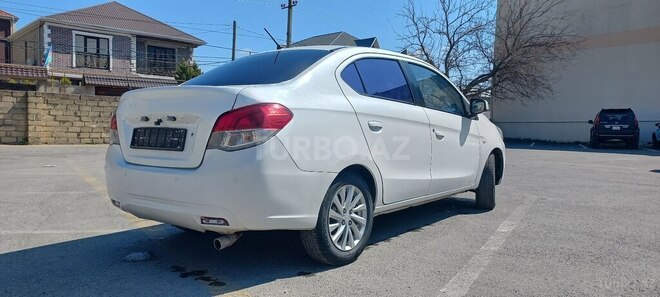 Mitsubishi Attrage 2014, 315,000 km - 1.2 л - Bakı