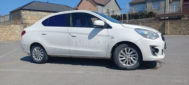 Mitsubishi Attrage 2014, 315,000 km - 1.2 л - Bakı