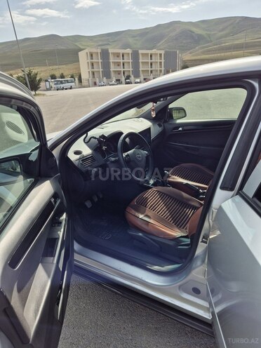 Opel Astra 2006, 220,000 km - 1.4 l - Bakı