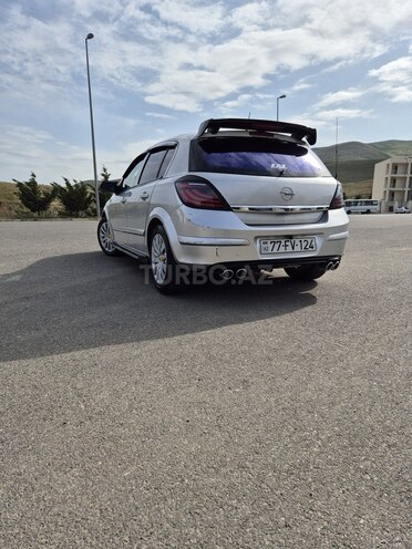 Opel Astra 2006, 220,000 km - 1.4 l - Bakı