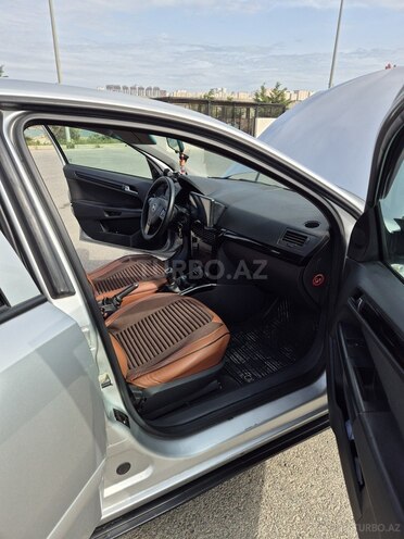 Opel Astra 2006, 220,000 km - 1.4 l - Bakı