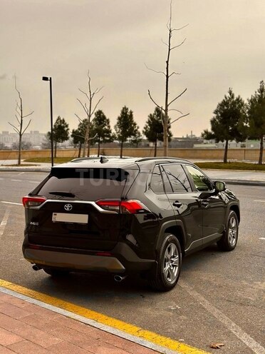 Toyota RAV4 2023, 27,678 km - 2.0 л - Bakı