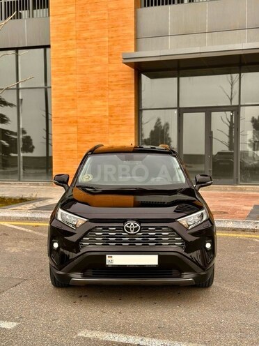 Toyota RAV4 2023, 27,678 km - 2.0 л - Bakı