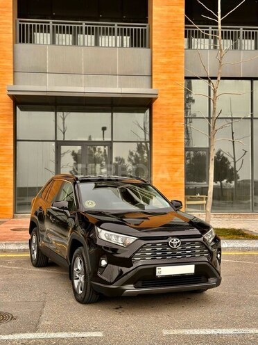 Toyota RAV4 2023, 27,678 km - 2.0 л - Bakı