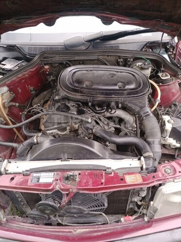 Mercedes 190 1992, 305,000 km - 2.0 l - Babək