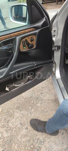 Mercedes E 280 2000, 410,000 km - 2.8 l - Gəncə