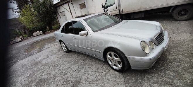 Mercedes E 280 2000, 410,000 km - 2.8 l - Gəncə