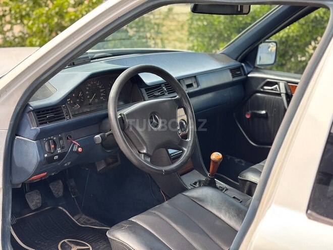 Mercedes E 200 d 1990, 198,512 km - 2.0 l - Xırdalan
