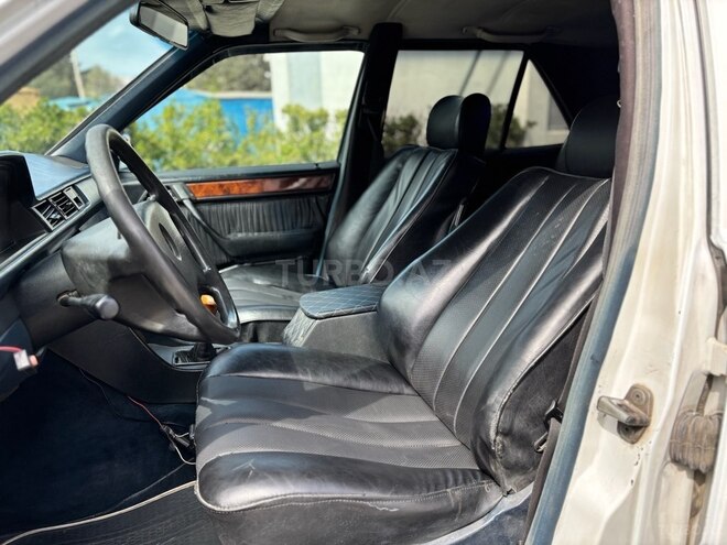 Mercedes E 200 d 1990, 198,512 km - 2.0 l - Xırdalan