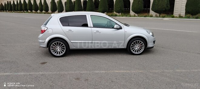 Opel Astra 2005, 224,000 km - 1.4 l - Gəncə