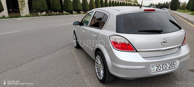 Opel Astra 2005, 224,000 km - 1.4 l - Gəncə