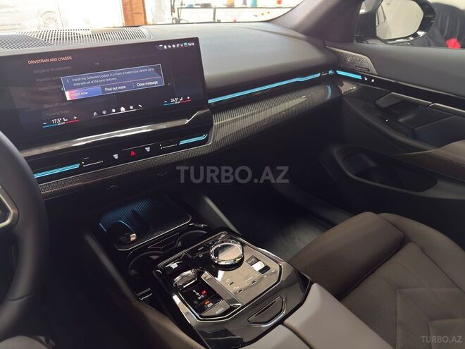 BMW 530e 2025, 0 km - 2.0 l - Bakı
