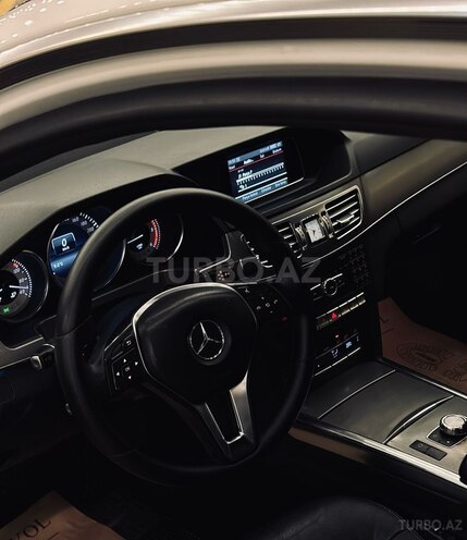 Mercedes E 220 d 2013, 181,000 km - 2.2 л - Bakı