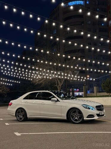 Mercedes E 220 d 2013, 181,000 km - 2.2 л - Bakı
