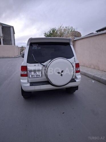 Mitsubishi Pajero io 2004, 267,000 km - 2.0 л - Naxçıvan