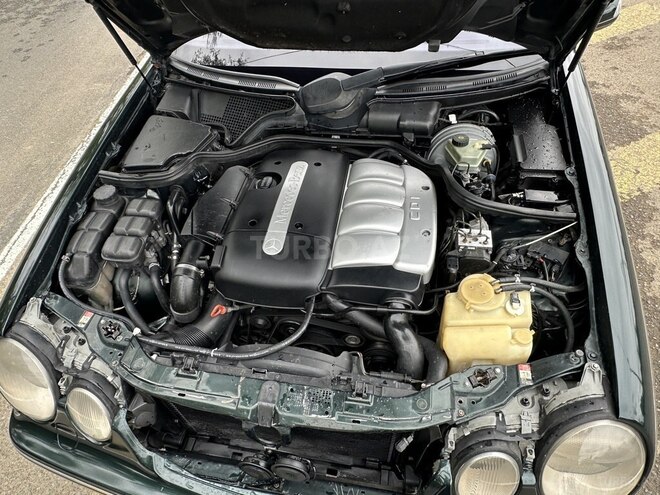 Mercedes E 220 d 2000, 422,221 km - 2.2 l - Masallı