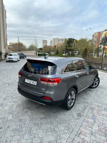 Kia Sorento-5
