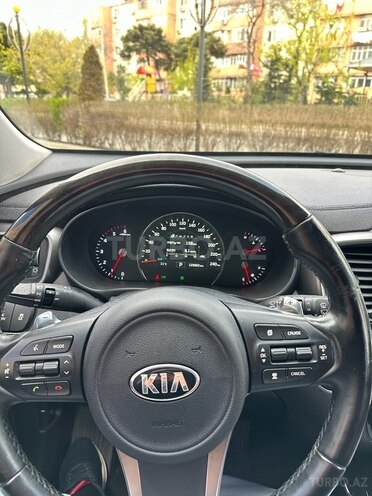 Kia Sorento-12