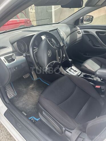 Hyundai Elantra 2011, 221,000 km - 1.8 l - Bakı
