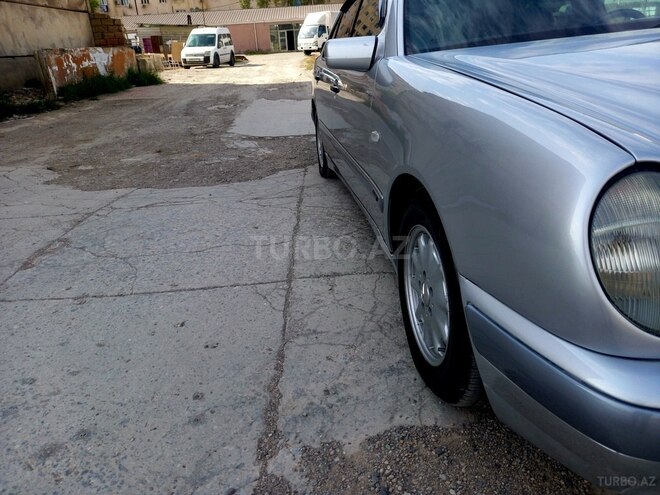 Mercedes E 240 1998, 410,987 km - 2.4 l - Bakı
