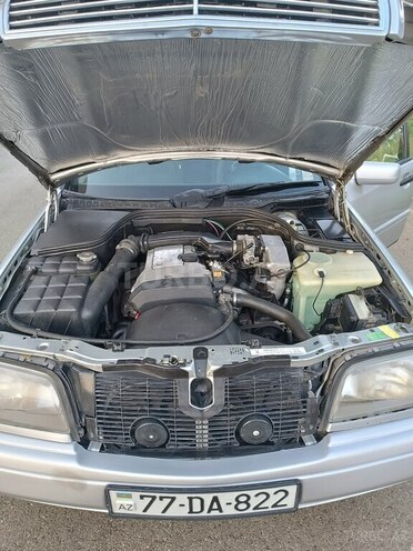 Mercedes C 200 1995, 395,000 km - 2.0 l - Bakı