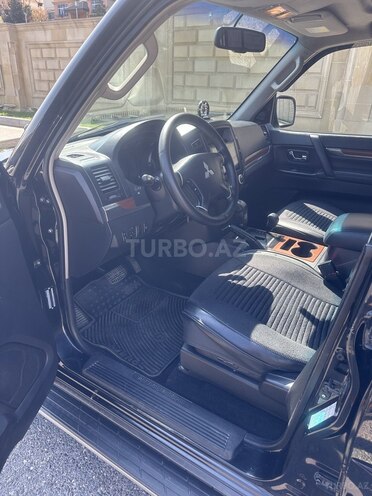 Mitsubishi Pajero 2007, 211,000 km - 3.0 л - Bakı