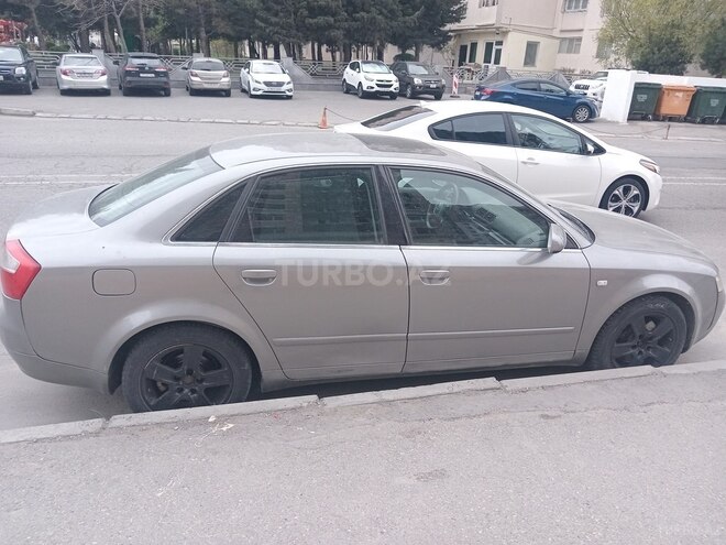 Audi A4 2002, 350,000 km - 2.4 l - Bakı