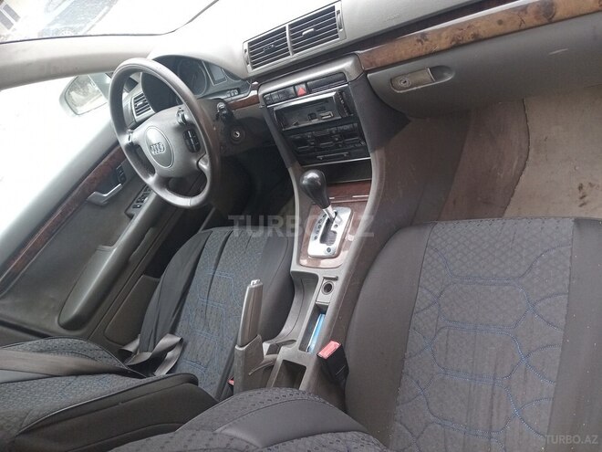 Audi A4 2002, 350,000 km - 2.4 l - Bakı