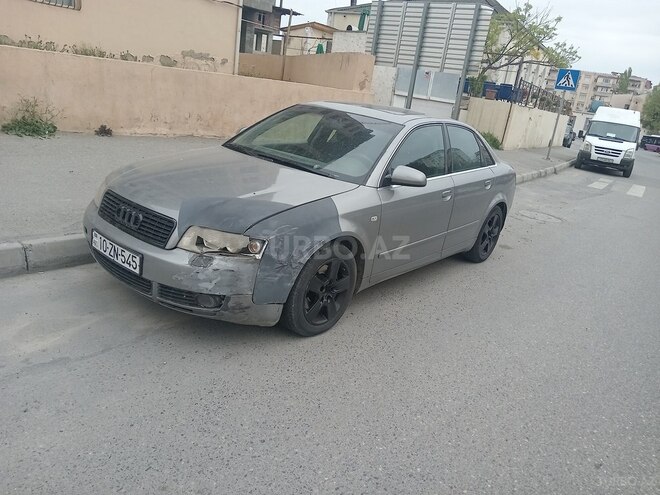 Audi A4 2002, 350,000 km - 2.4 l - Bakı