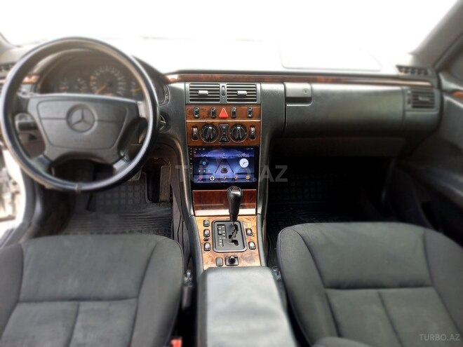 Mercedes E 240 1998, 410,987 km - 2.4 l - Bakı