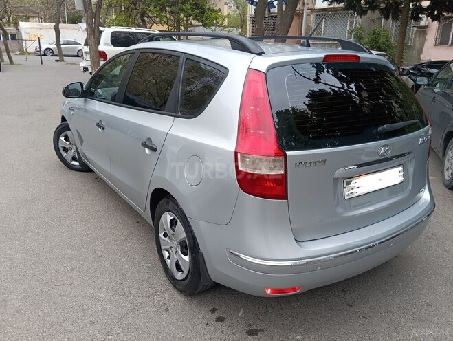 Hyundai i30 2010, 213,517 km - 1.4 l - Bakı