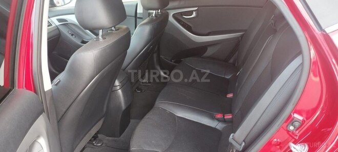 Hyundai Elantra 2015, 225,968 km - 1.8 l - İsmayıllı