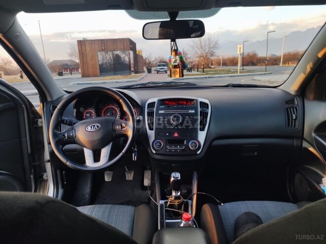 Kia Ceed 2010, 391,250 km - 1.6 л - Bakı