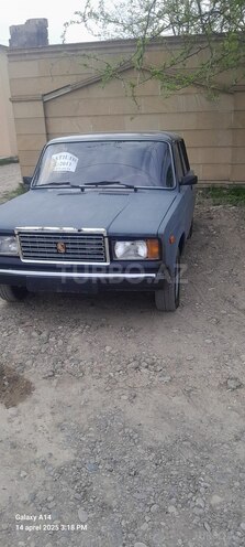 LADA (VAZ) 2107 2011, 95,000 km - 1.6 l - Salyan