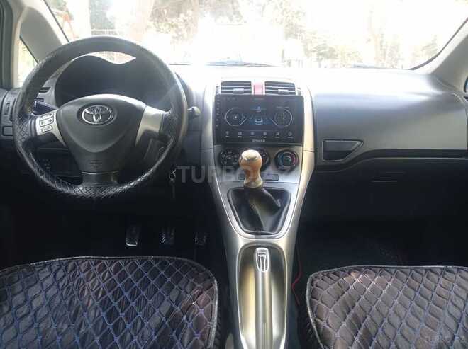 Toyota Auris 2008, 302,000 km - 1.4 l - Bakı