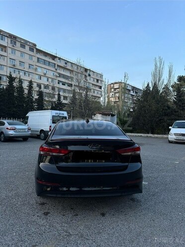 Hyundai Elantra 2017, 20,300 km - 2.0 л - Bakı