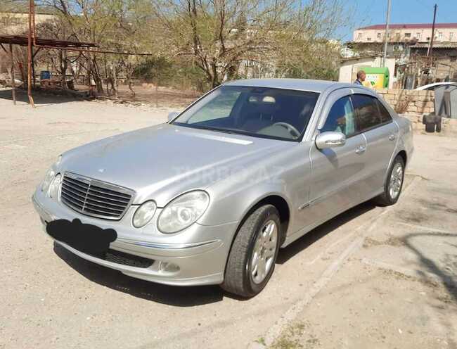 Mercedes E 270 2002, 424,000 km - 2.7 l - Sumqayıt
