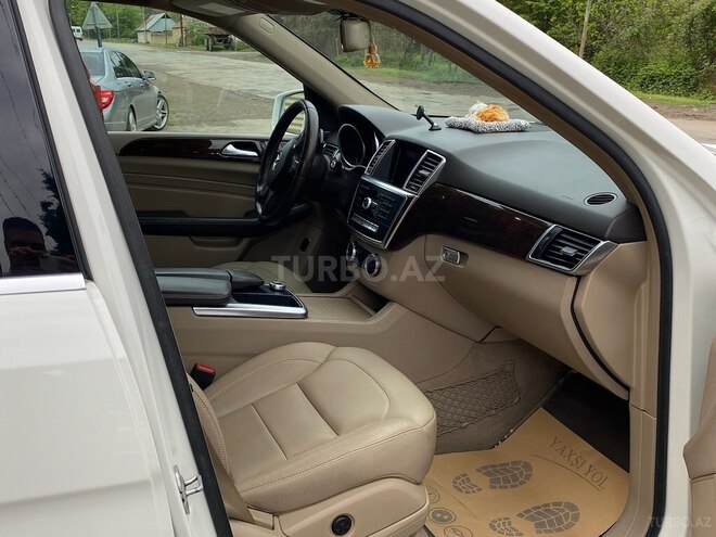 Mercedes ML 350 4MATIC 2012, 226,065 km - 3.5 л - Masallı