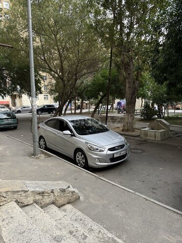 Hyundai Accent 2013, 279,000 km - 1.6 l - Bakı