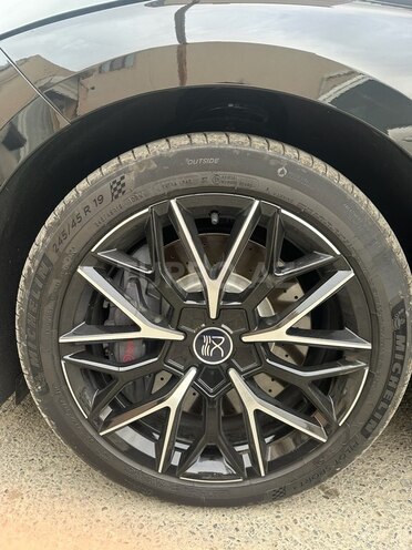 BYD Han 2023, 6,700 km - 0.0 л - Bakı