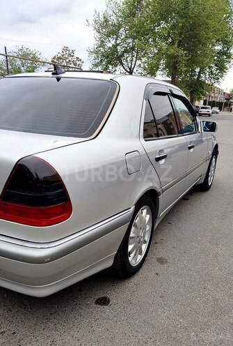 Mercedes C 220 d 2000, 440,000 km - 2.2 l - Ağcabədi