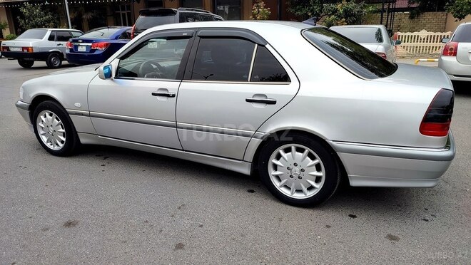 Mercedes C 220 d 2000, 440,000 km - 2.2 l - Ağcabədi