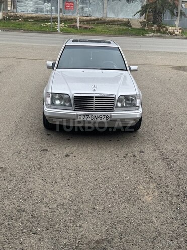 Mercedes E 220 1994, 370,000 km - 2.2 l - Lənkəran