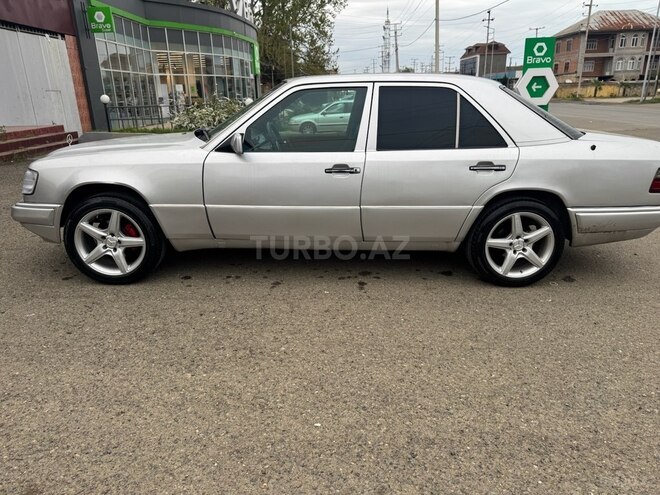 Mercedes E 220 1994, 370,000 km - 2.2 l - Lənkəran